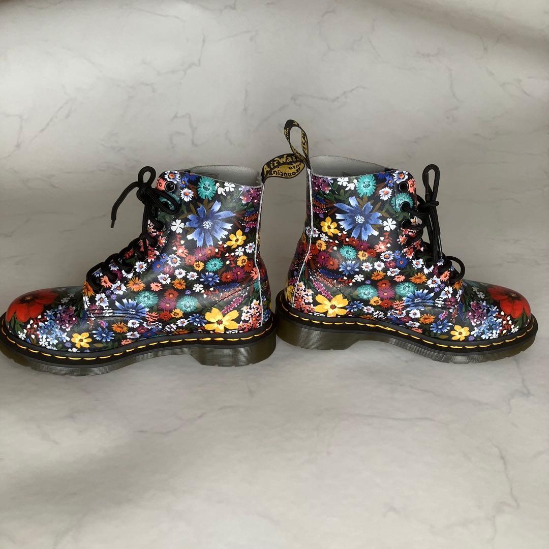 【未使用級】Dr.Martin　ドクターマーチン　花柄ブーツ US5 24cm