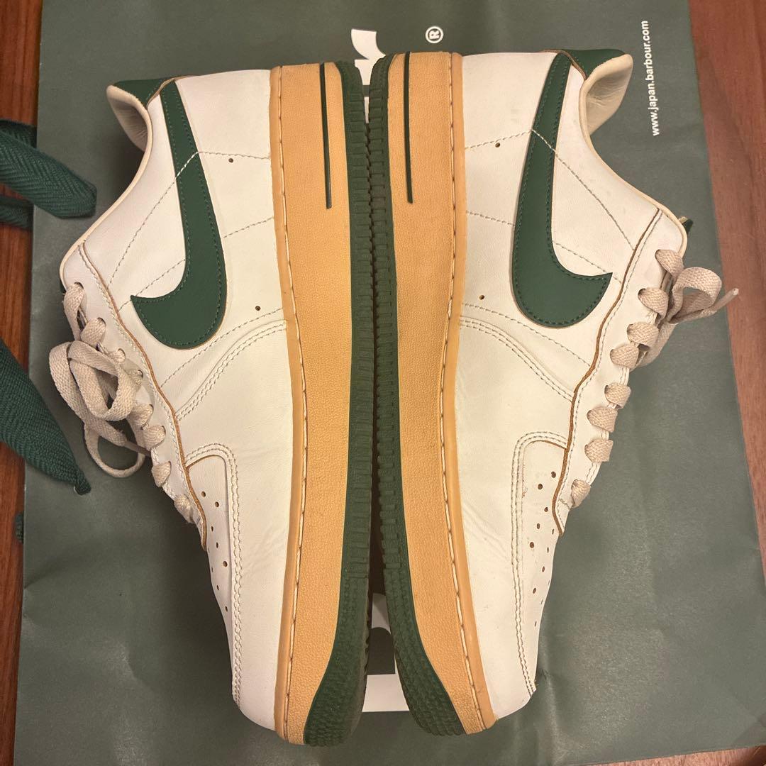 NIKE WMNS AIR FORCE 1 07 LV8 ナイキエアフォースワン