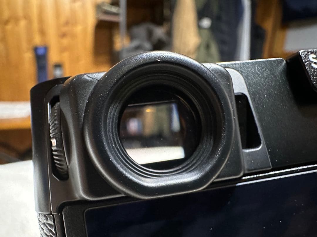 FUJIFILM X100VI 美品 おまけ付き シャッター回数2300回