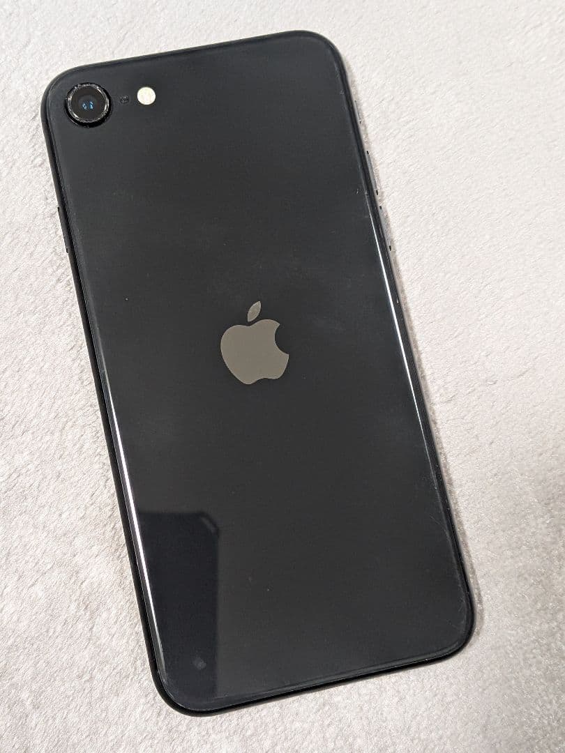 iPhoneSE 第2世代 (黒・ブラック) 64GB 本体