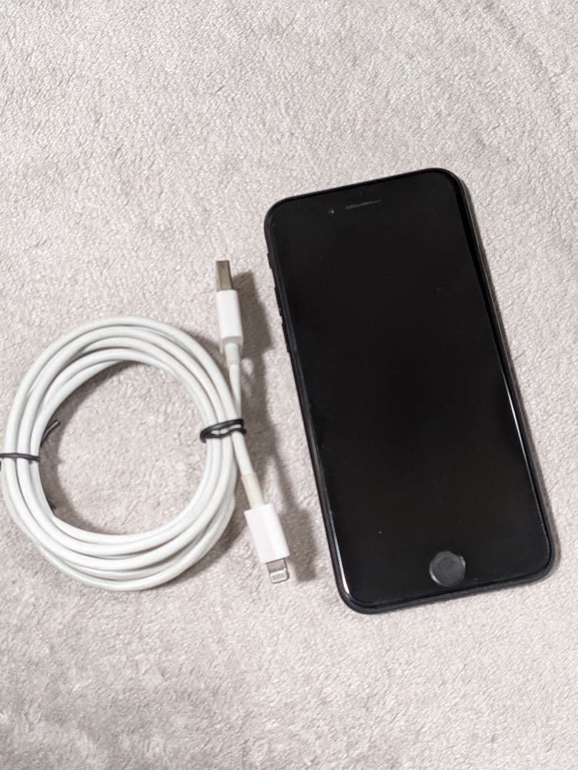 iPhoneSE 第2世代 (黒・ブラック) 64GB 本体