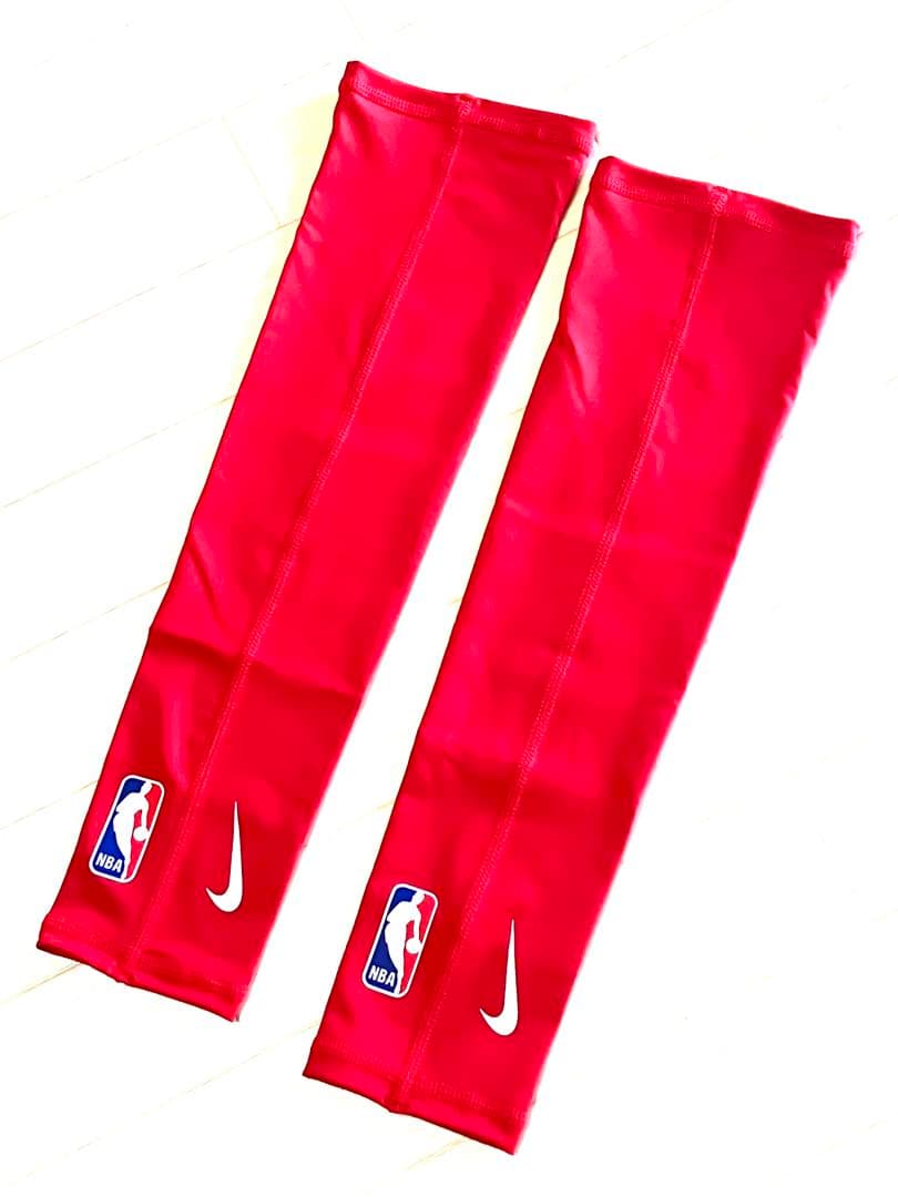 Supreme®︎ × NIKE®︎ SHOOTER SLEEVES Red/SM