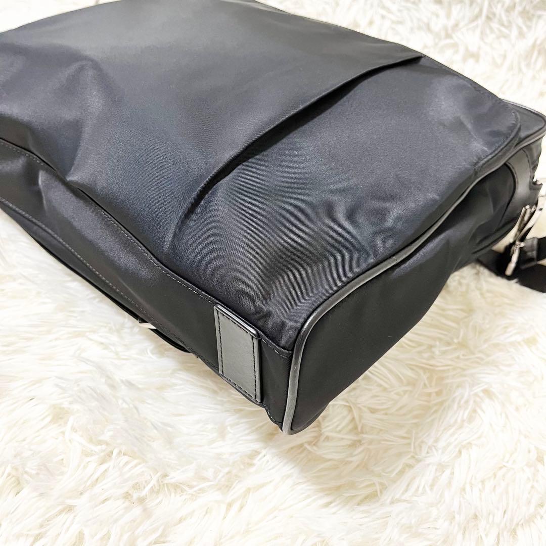 ✨極美品✨TUMI ブリーフケース　ビジネスバッグ 2way A4可能　ブラック
