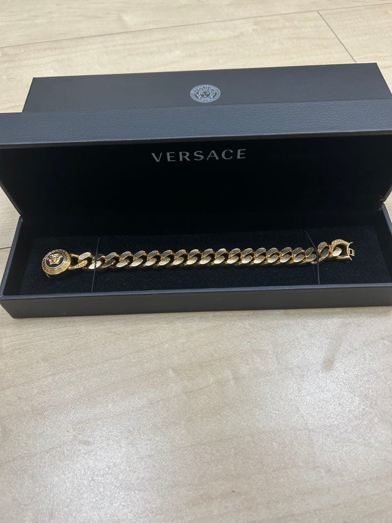 VERSACE ゴールド チェーンブレスレット