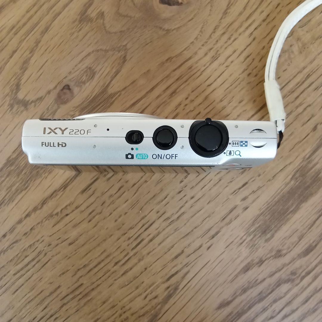 Canon IXY 220F シルバー　ジャンク品