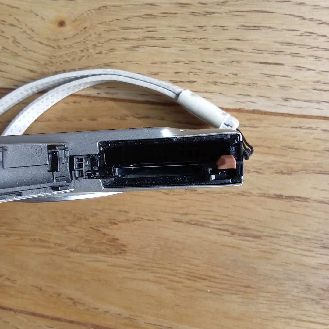 Canon IXY 220F シルバー　ジャンク品