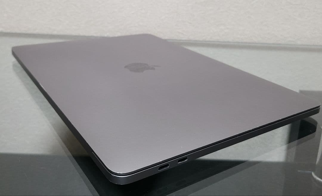 MacBook本体 Apple MacBook Pro Core i7 1TB 32 GB