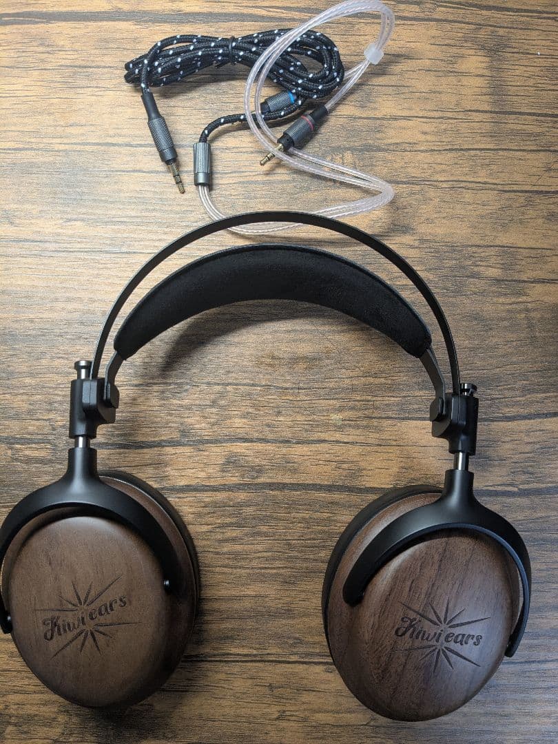 Kiwi Ears Atheia ヘッドフォン