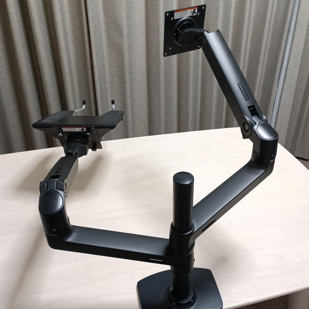 エルゴトロン　LX デュアルスタッキングアーム　ノートパソコントレ－付き