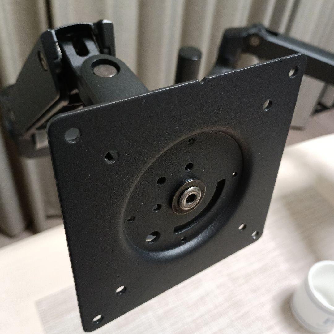 エルゴトロン　LX デュアルスタッキングアーム　ノートパソコントレ－付き