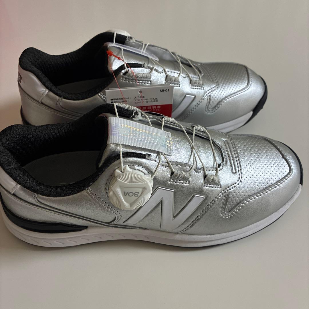 ⭐︎新品⭐︎new balance ゴルフシューズ　23.0