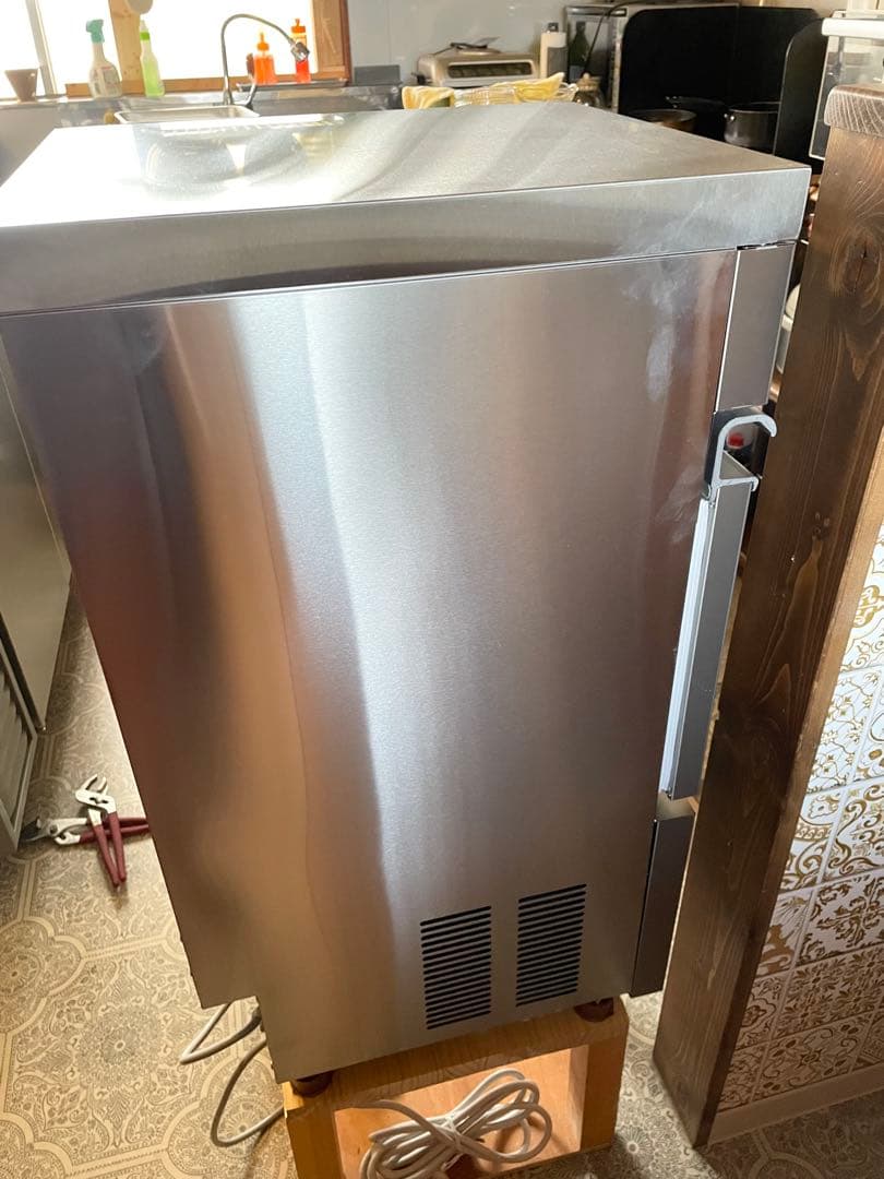 超美品フクシマガリレイ製氷機 （25kgFIC-A25KT）　【商談中】