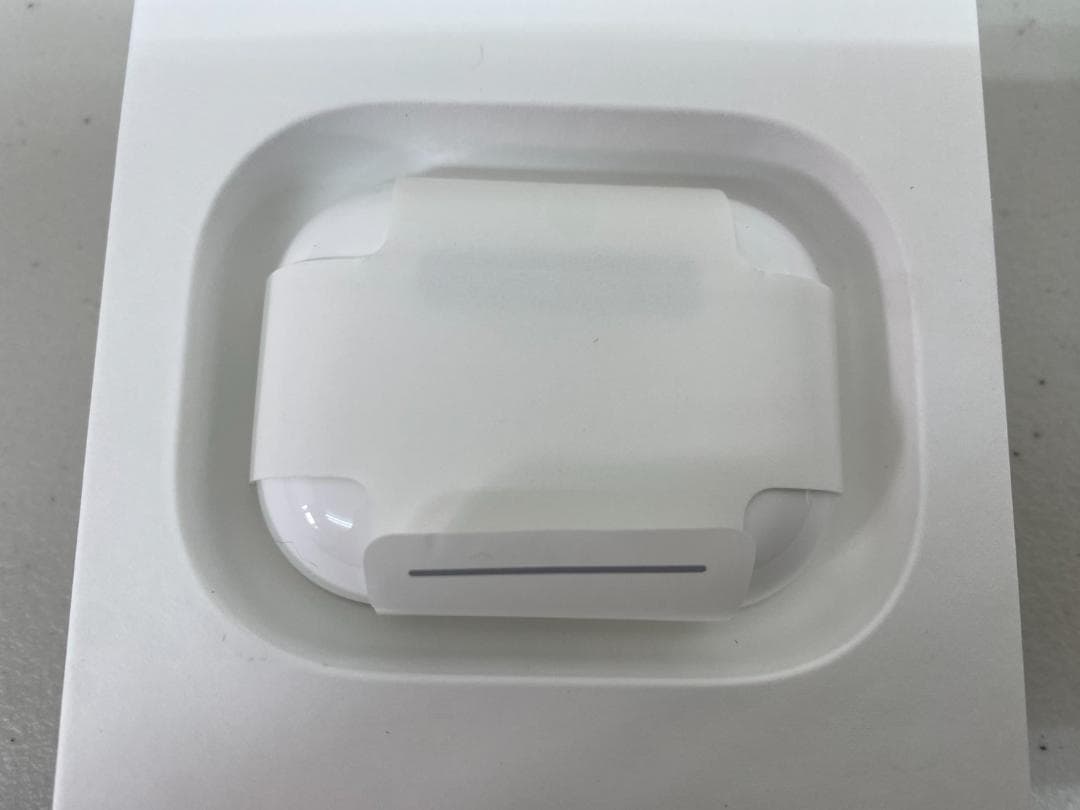 美品 AirPods Pro（第2世代）USB-C MTJV3J/A エアポッズ