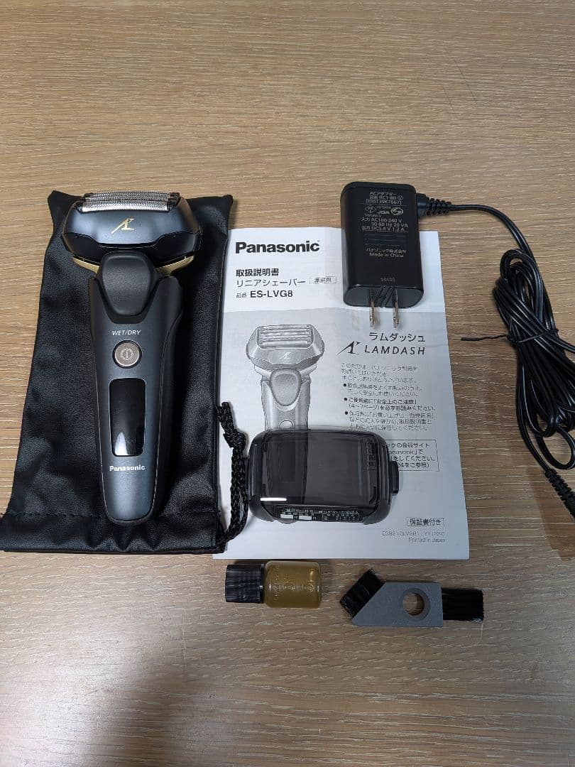 Panasonic ラムダッシュ　5枚刃　メンズシェーバー ES-LVG8