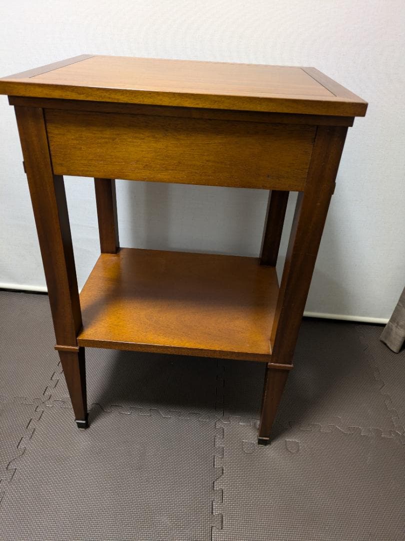 リリー ドレクセルヘリテイジ トライユン サイドテーブル マホガニー