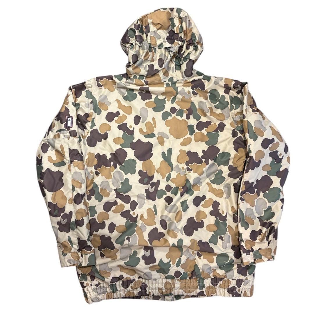 burton カモフラジャケット