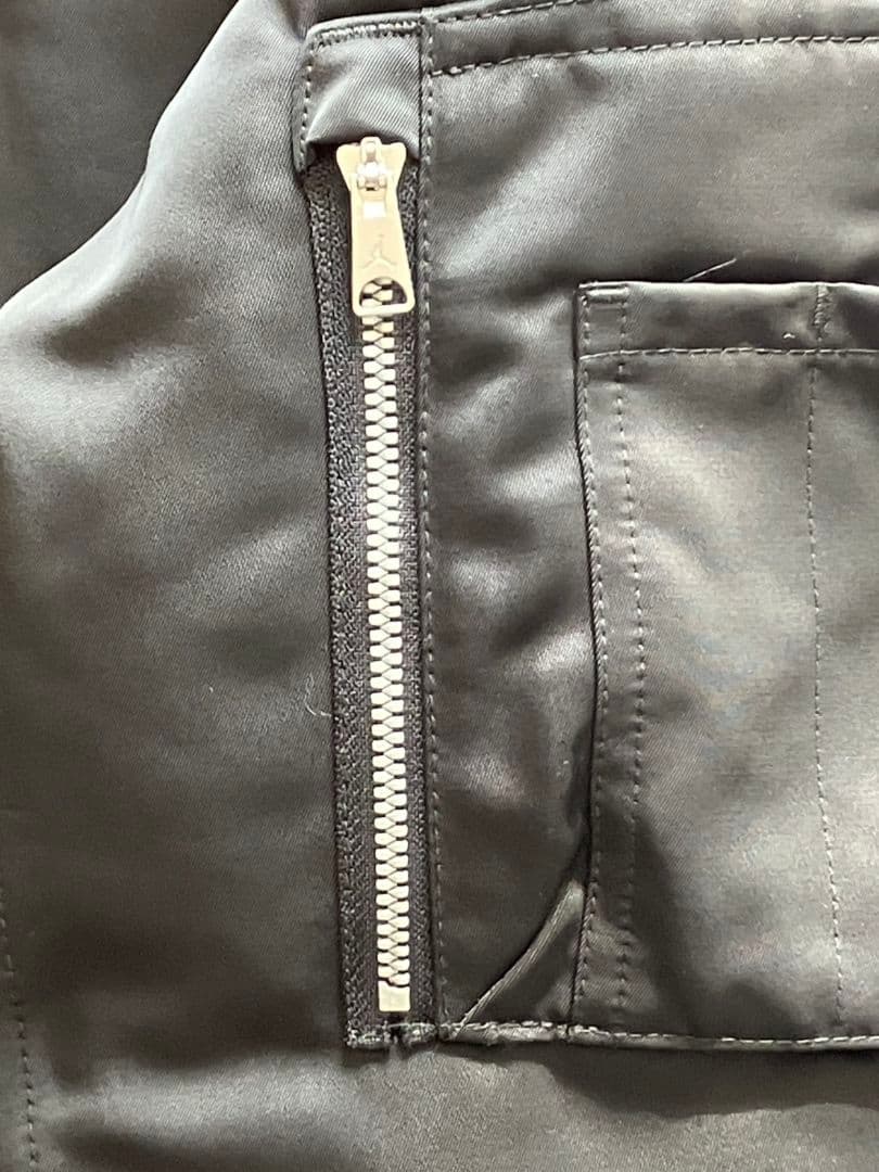 ジョーダンエッセンシャル ジャンバー お値引可