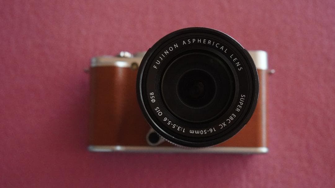 Fujifilm X-M1 ミラーレスカメラ 16-50mmレンズ付き\"訳あり”