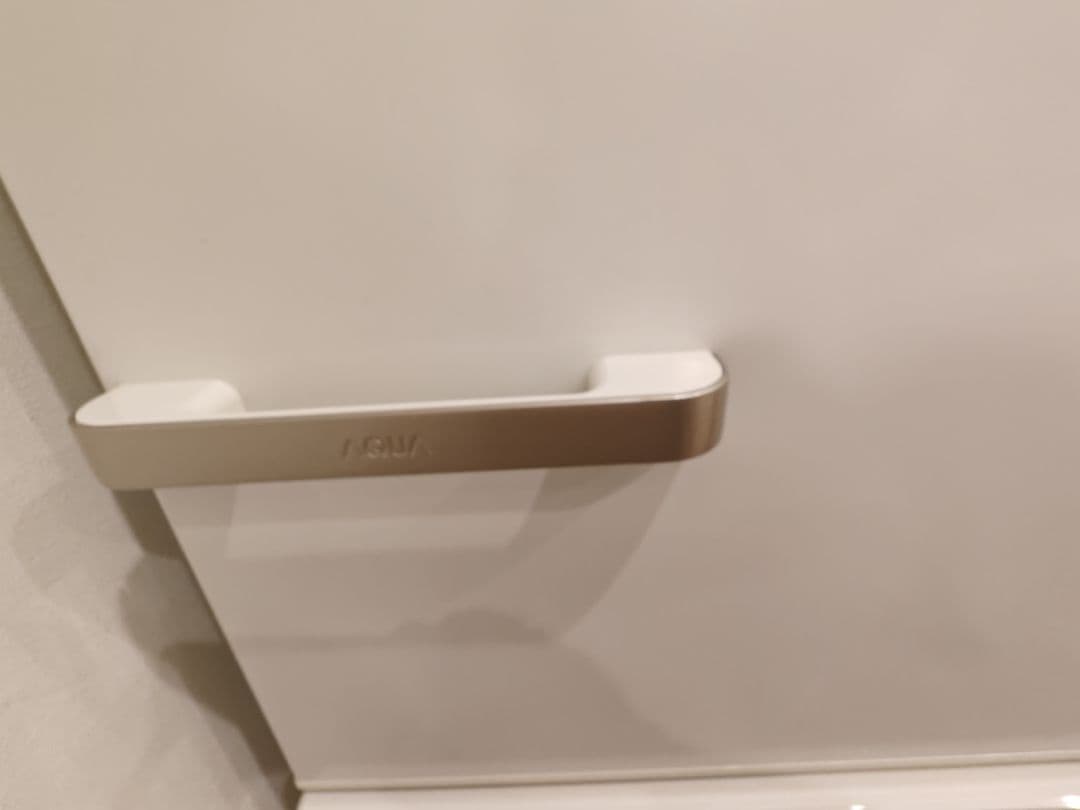 【極美品】AQUA冷凍冷蔵庫 272L 右開き AQR-27K