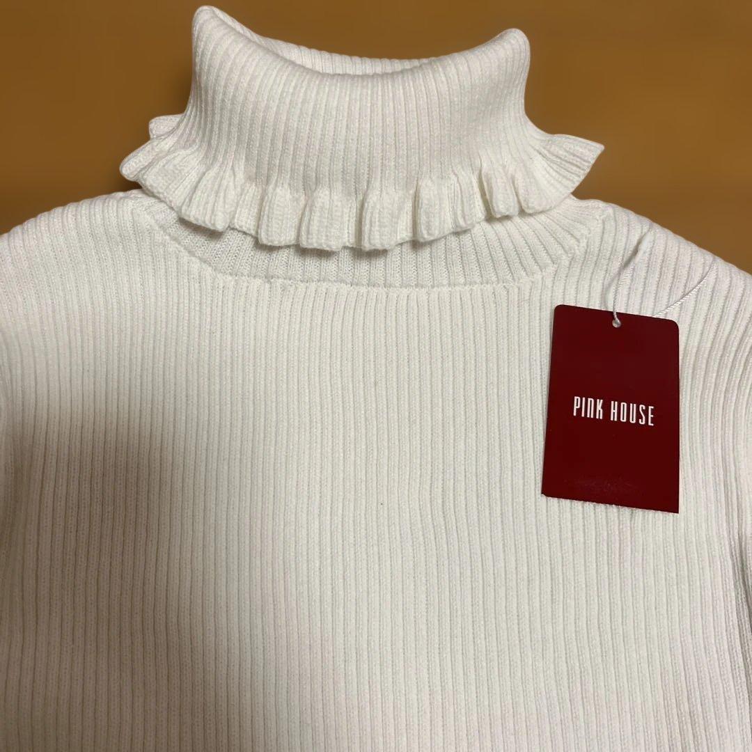 ピンクハウスタートルネック