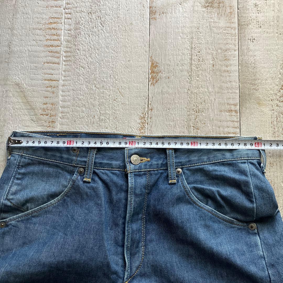 リーバイス ENGINEERED JEANS RELAXED 31 立体裁断