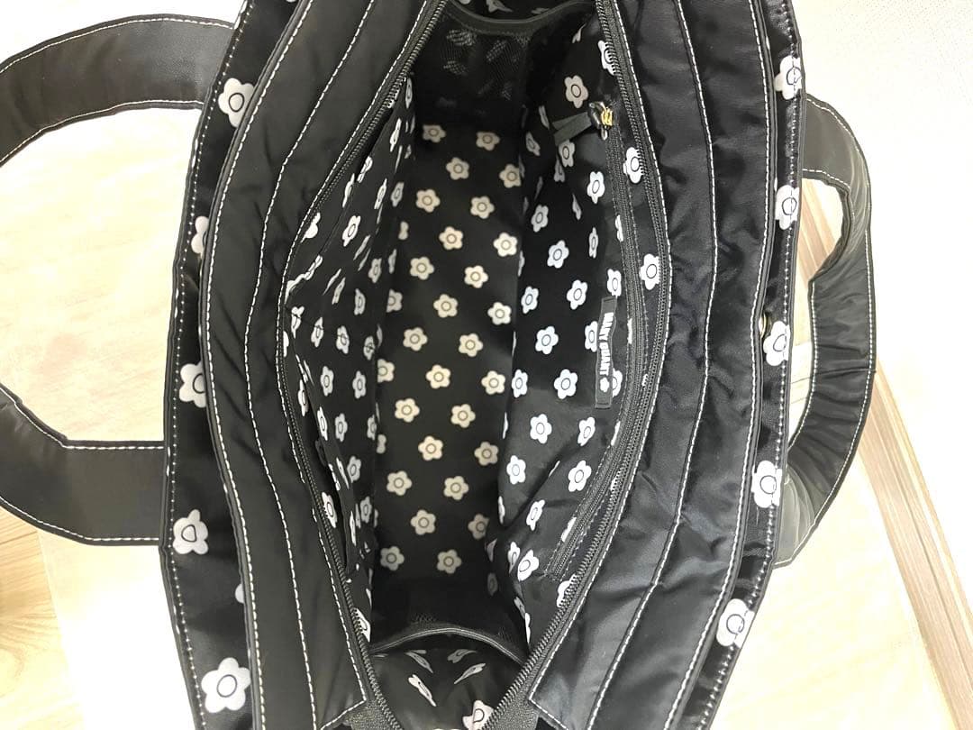 ナイロンデイジーステッチ トート★マリークワント（MARY QUANT）