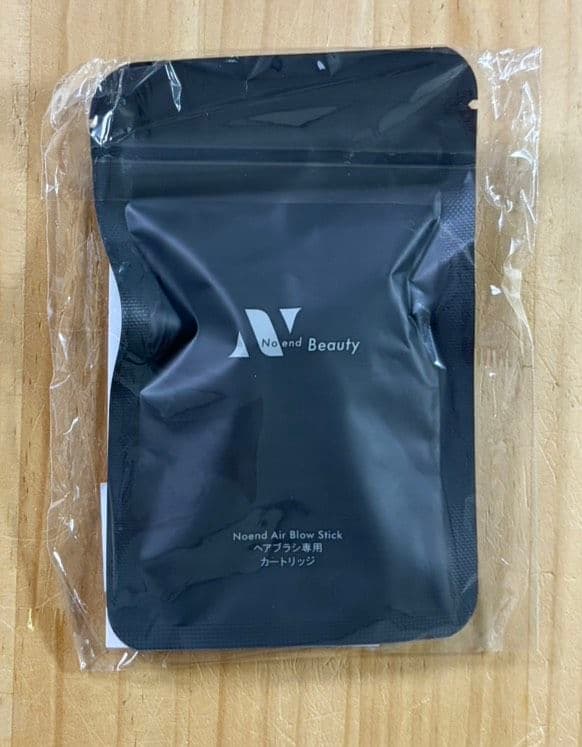 Noend エアーブロースティック （ヘアブラシ、ヘアブラシカートリッジ付）