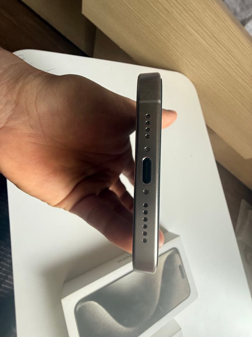 iPhone 15 Pro Max 256GB/箱付き｜美品｜ケース付