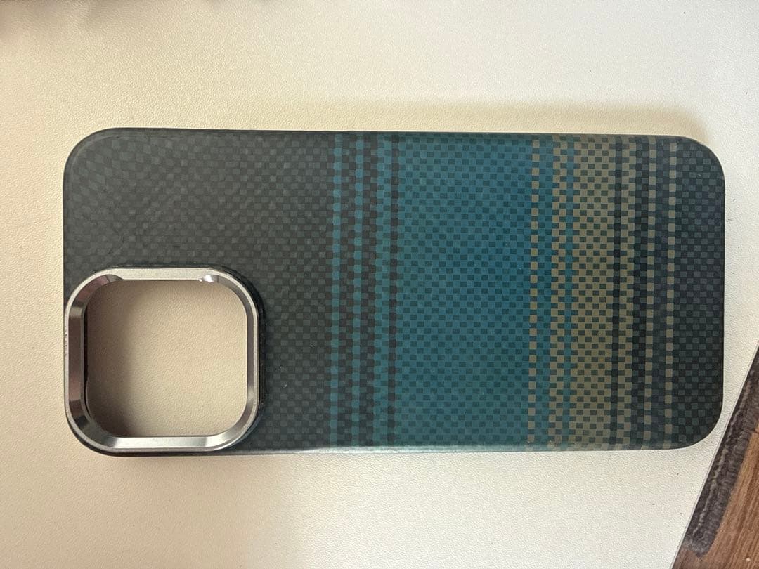 iPhone 15 Pro Max 256GB/箱付き｜美品｜ケース付