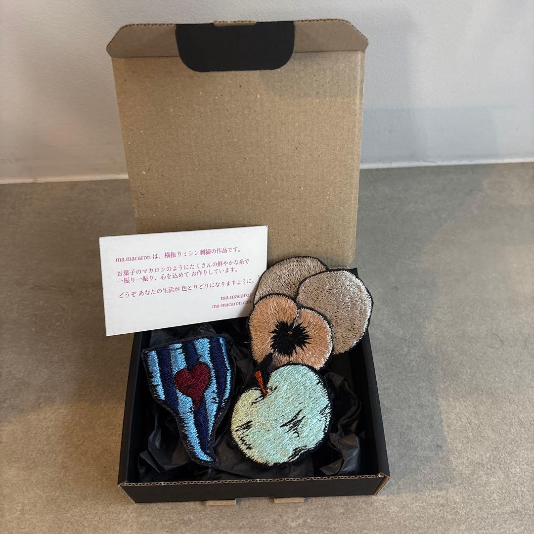 ma.macaron 刺繍バッジ ブローチvintage 3点セット