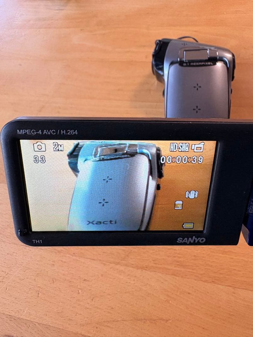 SANYO デジタルムービーカメラ　品番 VPC-CG9 Xacti