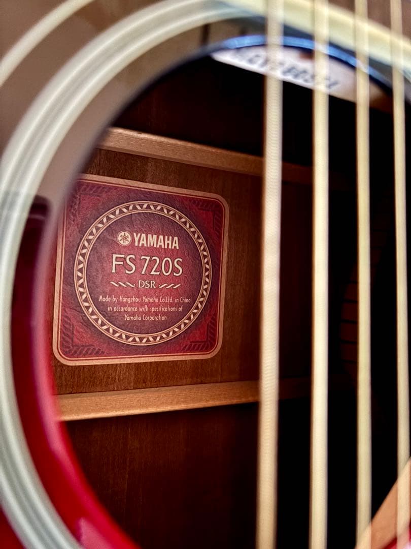 Yamaha アコースティックギター レッドグラデーション☆花☆