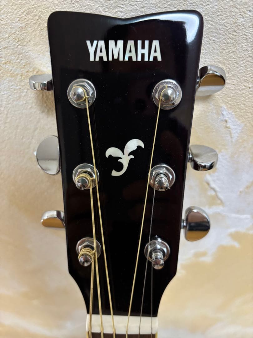 Yamaha アコースティックギター レッドグラデーション☆花☆