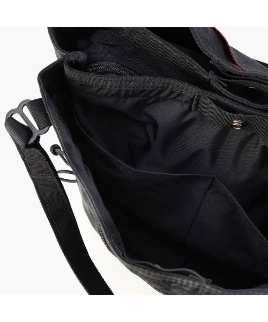 バッグ BRIEFING R3 TOTE MW GEN BRA233T26