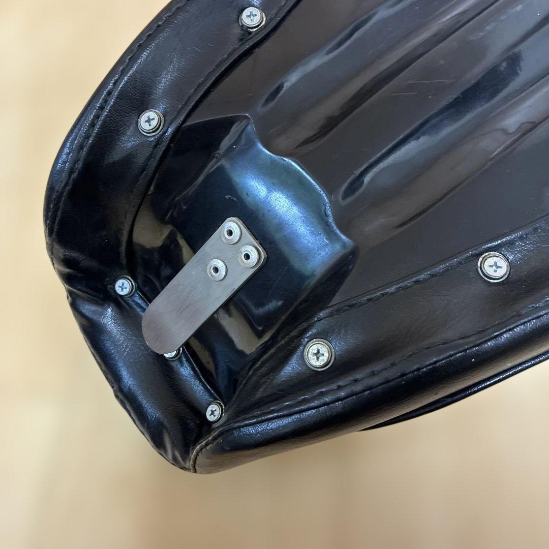 disk ハーレー社外カスタムシート　ホットドッグ製 06以降ダイナモデル