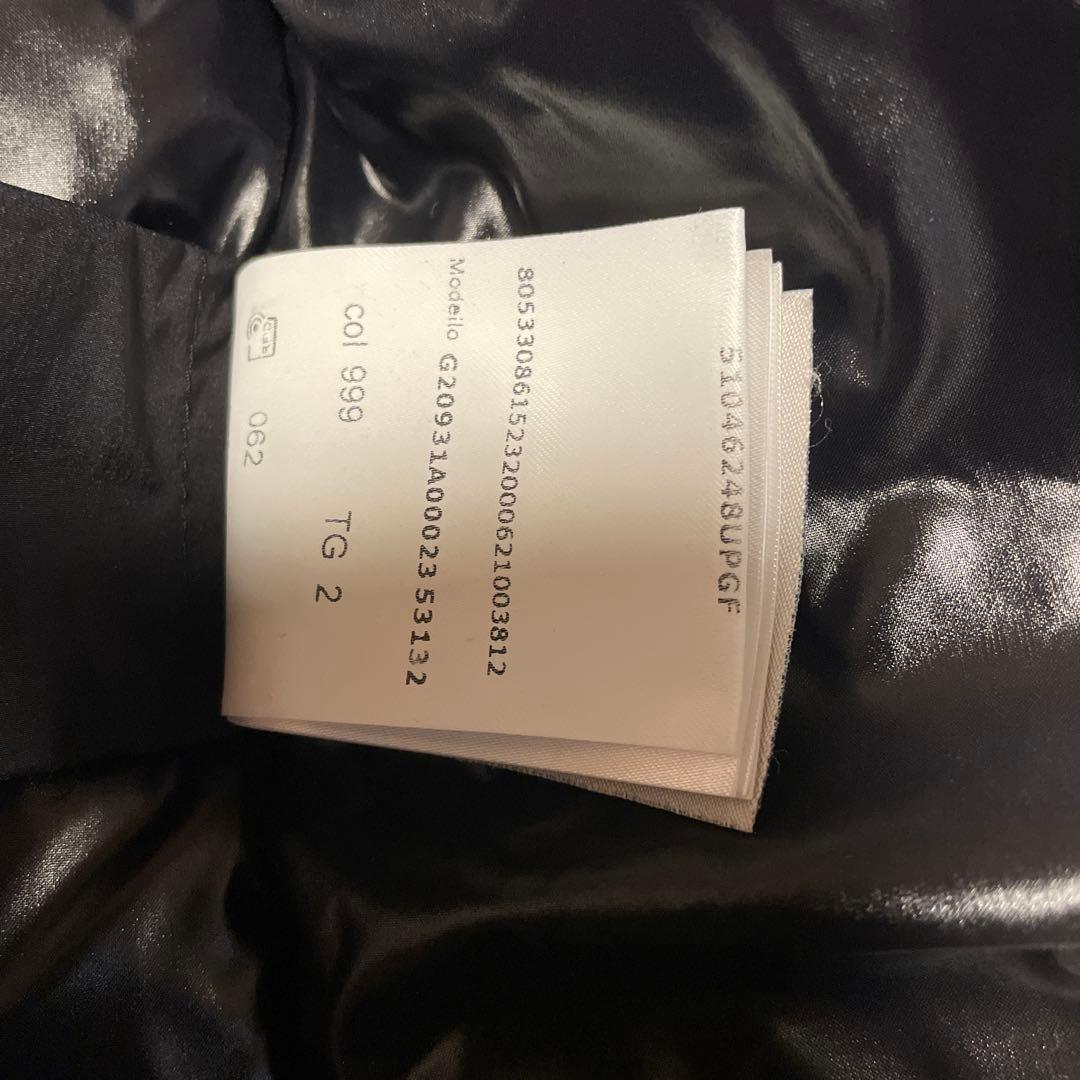 MONCLER フード付きダウンジャケット ブラック えーきちです。