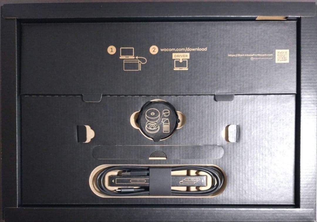 液タブ・ペンタブ Wacom Intuos Pro Large 2025