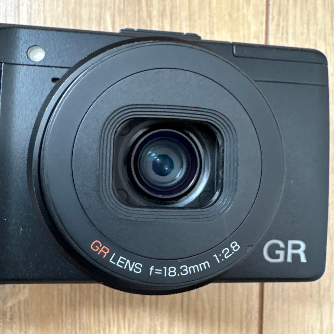 RICOH GR 初代モデル（2013年）APS-Cコンデジ リコー