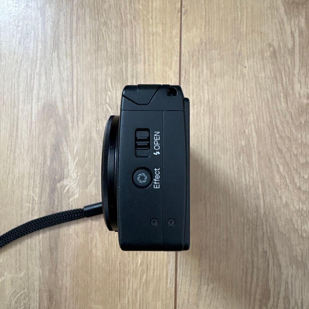 RICOH GR 初代モデル（2013年）APS-Cコンデジ リコー