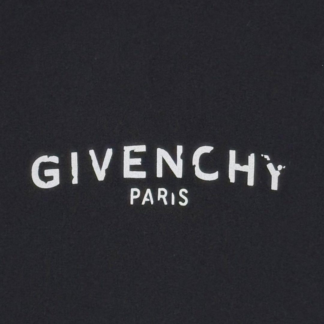 【目玉焼き】GIVENCHY　プルオーバーパーカー　ブランドロゴ　フード