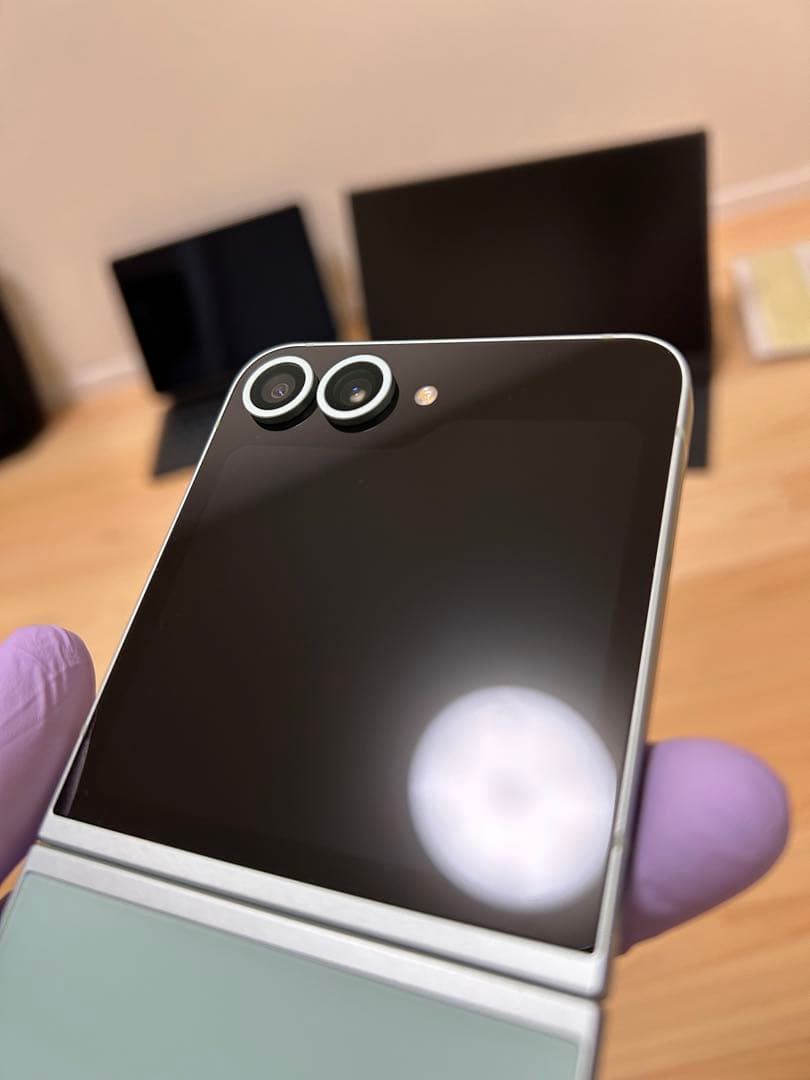 【極美品】【国内版】GALAXY Z Flip6 256GB ミント