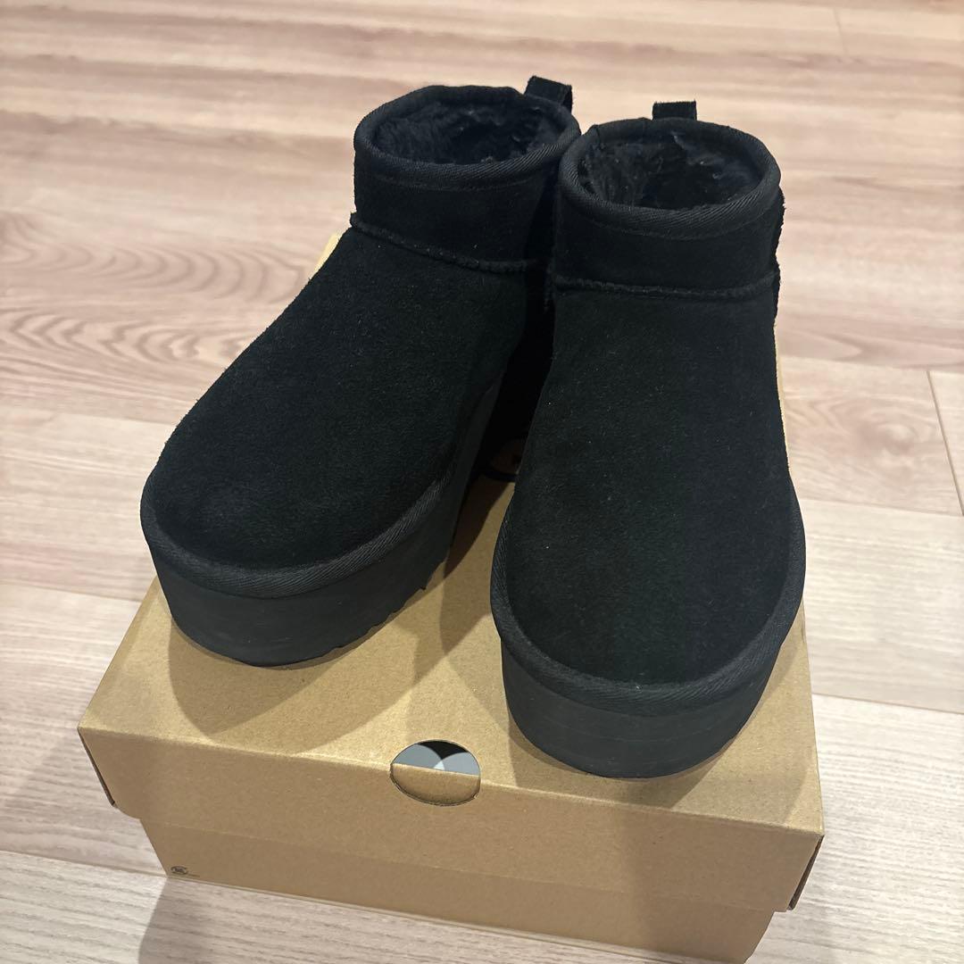 アグ　クラシックウルトラミニプラットフォーム