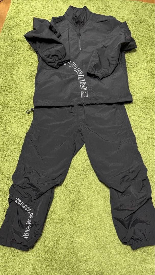 ち*♡様 SUPREME ブラック ナイロンジャケット・パンツセット