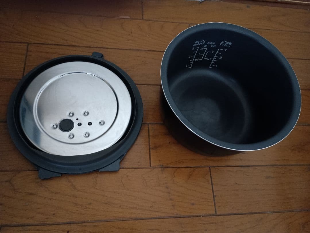 22年製❗パナソニック、圧力IH炊飯器(5.5合炊き）