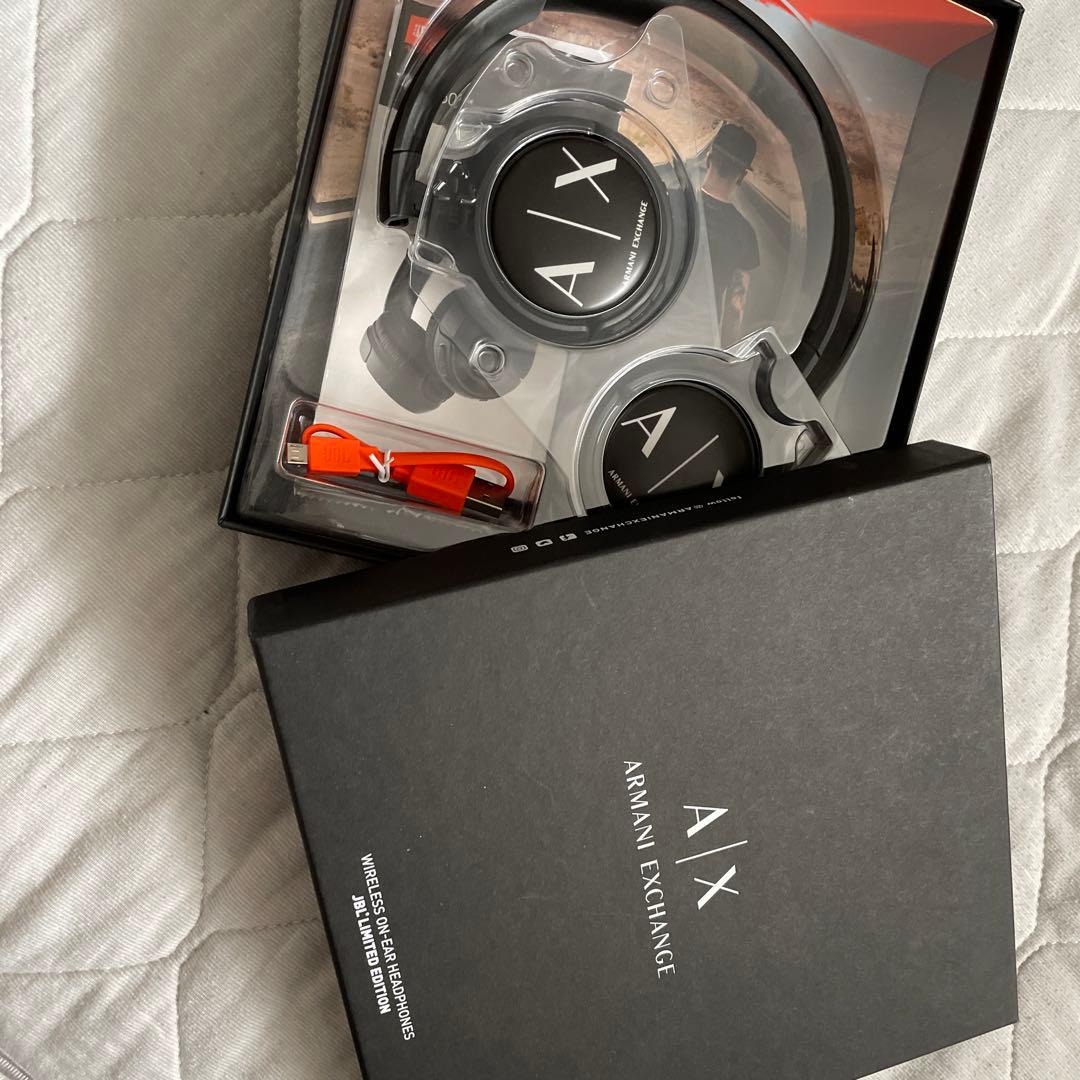 ARMANIベッドフォン