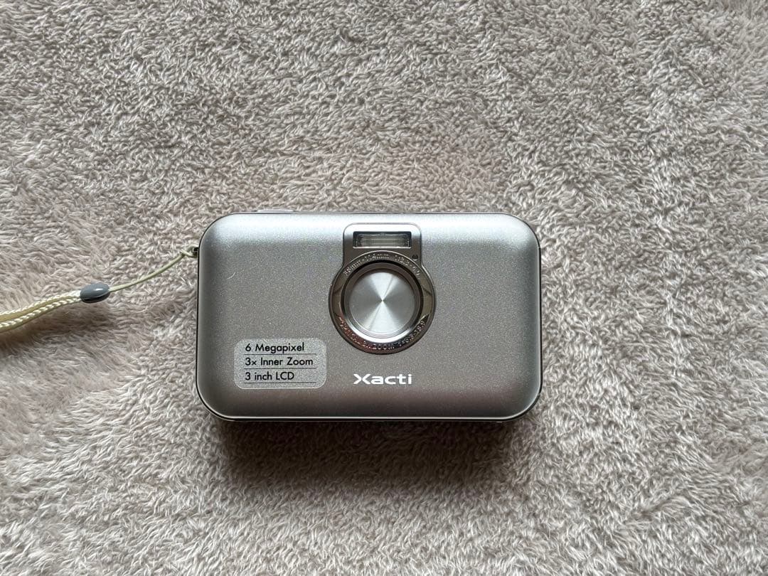 【希少】【極美品】【動作確認済】【日本製】SANYO Xacti DSC-E6