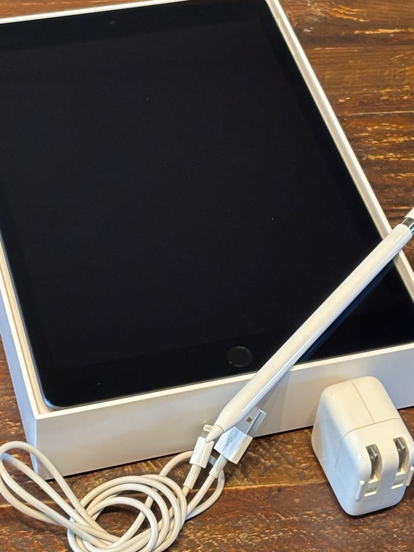 Apple iPad (第9世代) 256GB 本体 アップルペンシル付