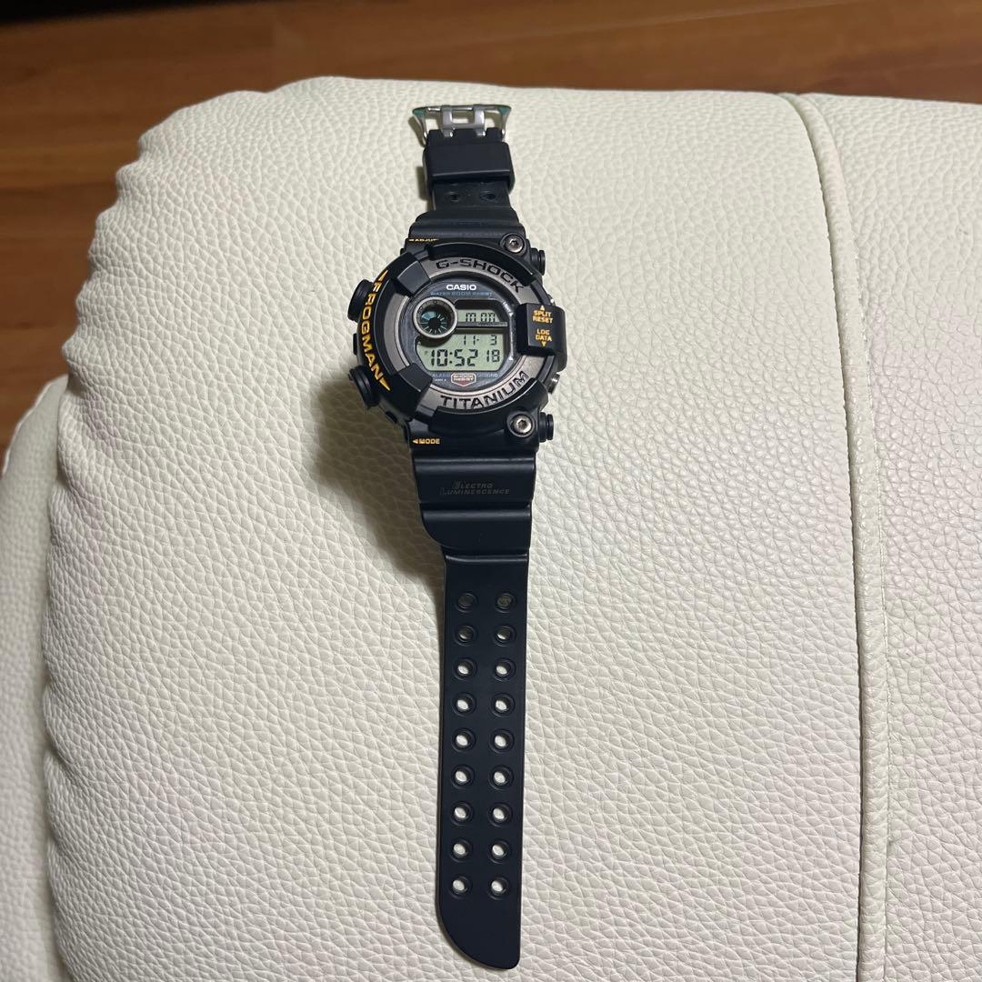 CASIO G-SHOCK チタン デジタル腕時計