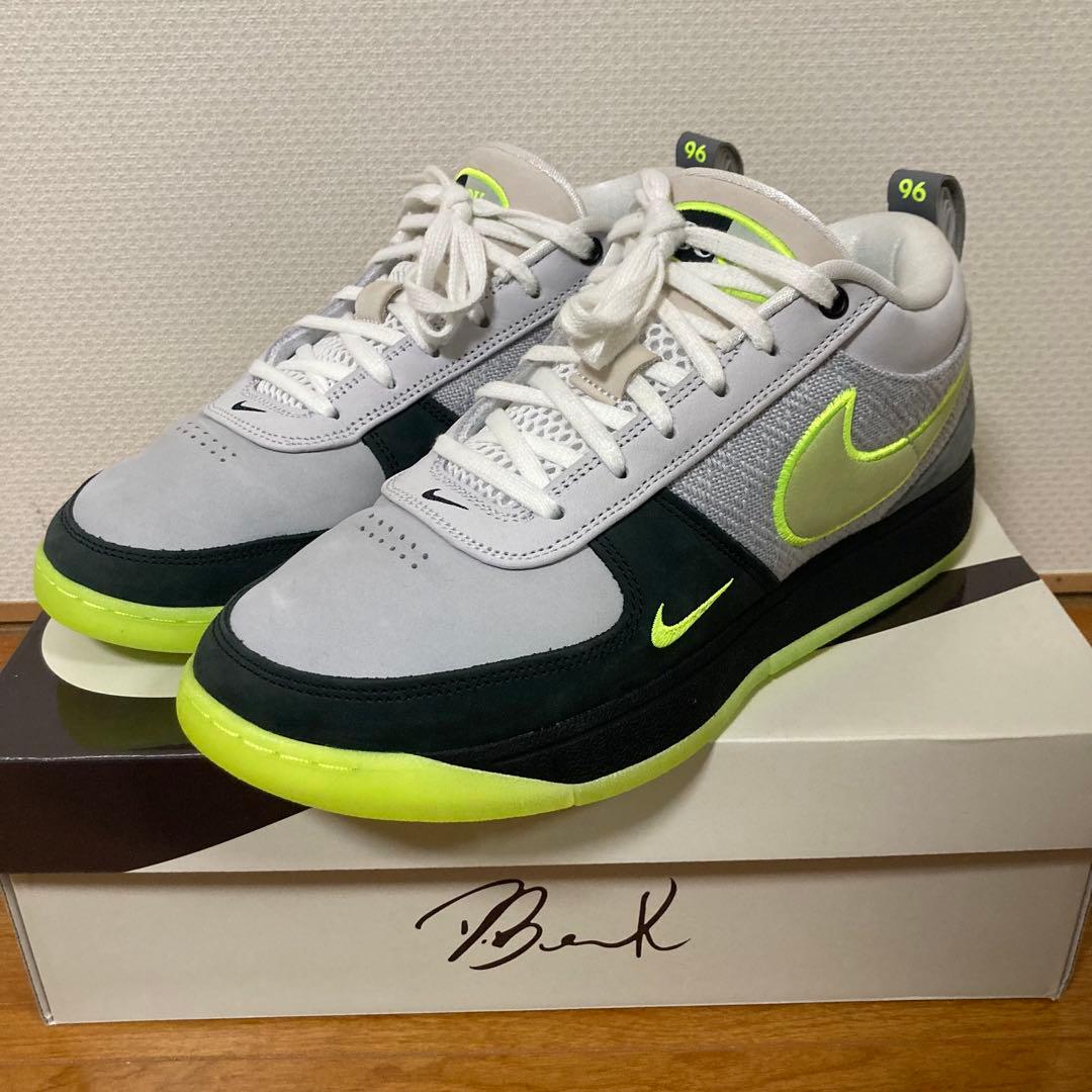 日本未発売　nike book 1 EP \