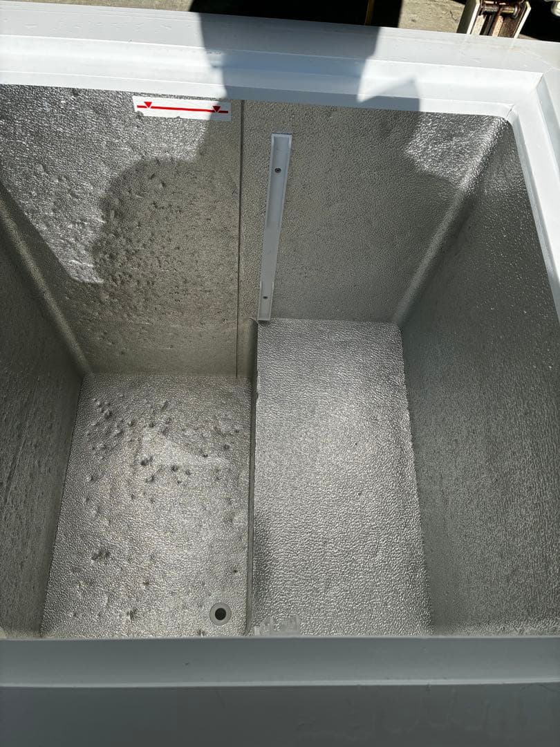 業務用冷凍ストッカー　冷凍庫　yasuda 大型　上部開き式